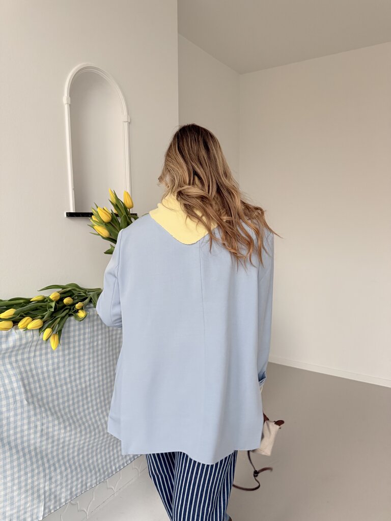 Julia blazer baby blue