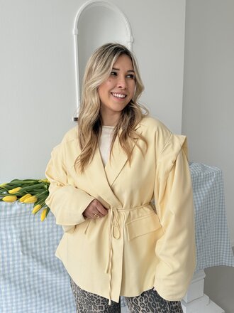 Muse blazer soft yellow