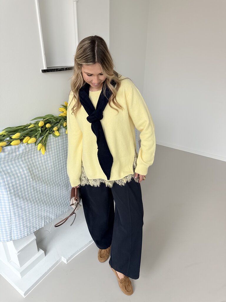 Lisa lace knit yellow