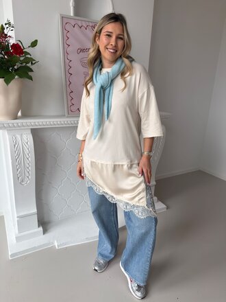 Billie lace t-shirt beige