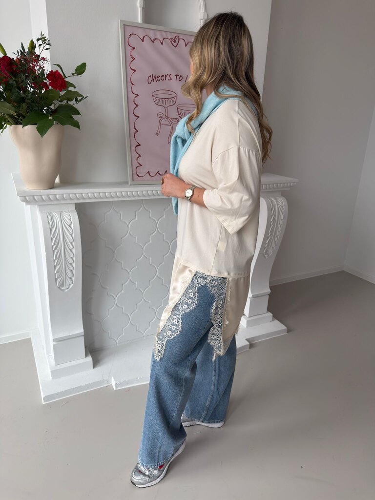 Billie lace t-shirt beige