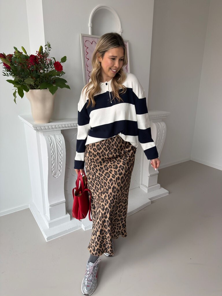 Selene leopard skirt