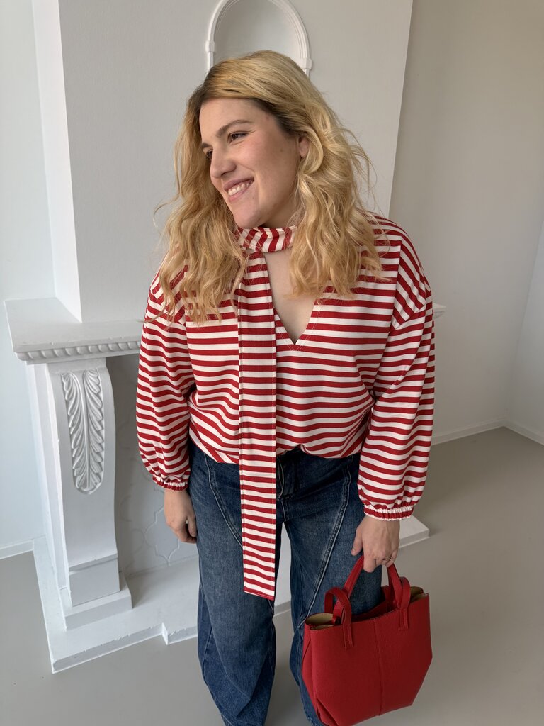 Morgane sweat with scarf  red