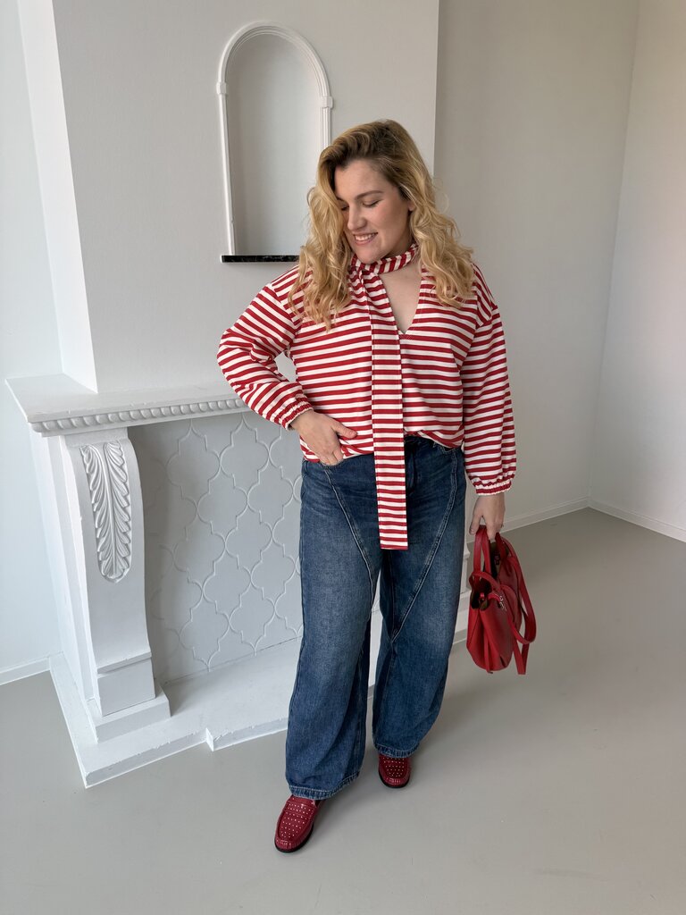 Morgane sweat with scarf  red