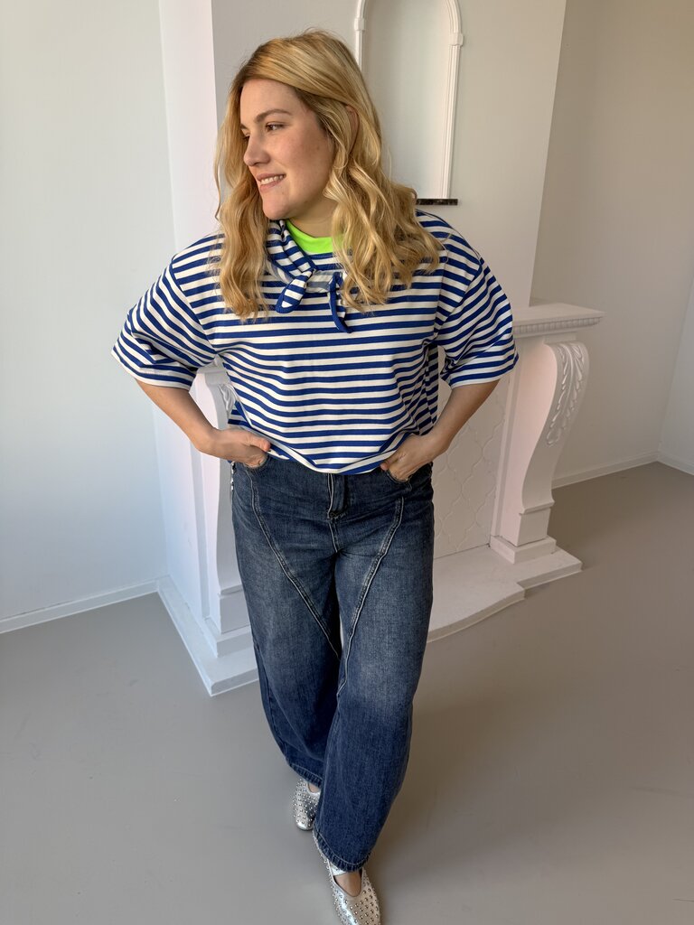 Avalon t-shirt with scarf blue