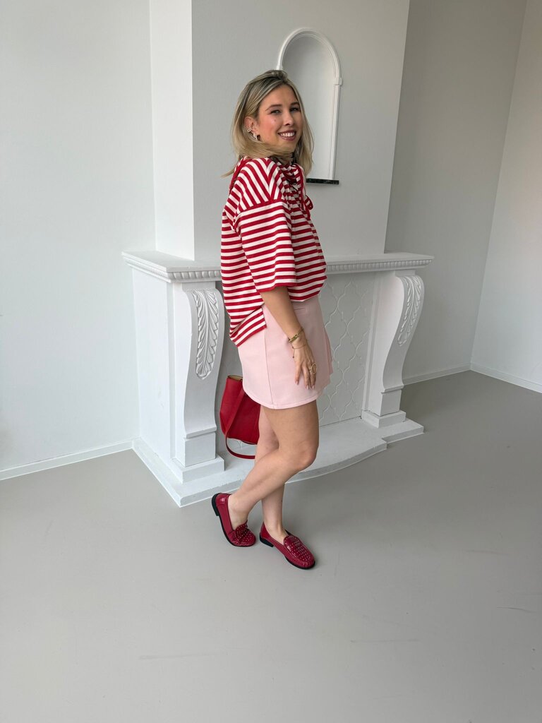 Avalon T-shirt with scarf red