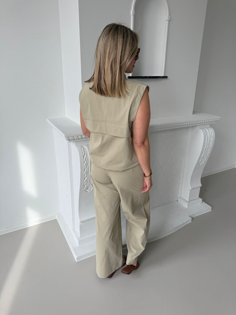 Carol olive jacket beige