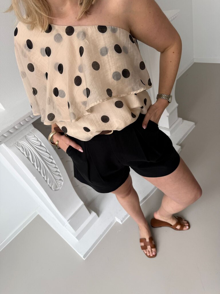 Rune short with belt black