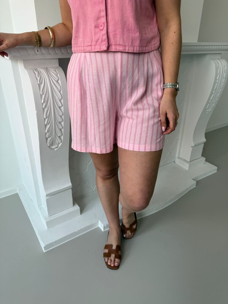 Almira short pink