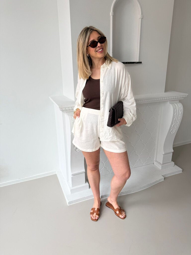 Almira linen shirt ecru