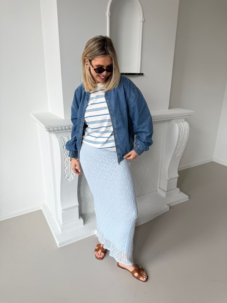 Monroe lace skirt light blue