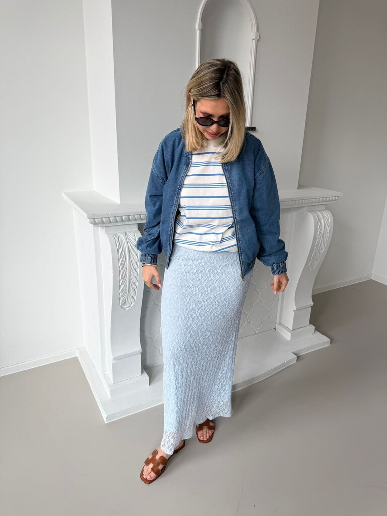 Monroe lace skirt light blue