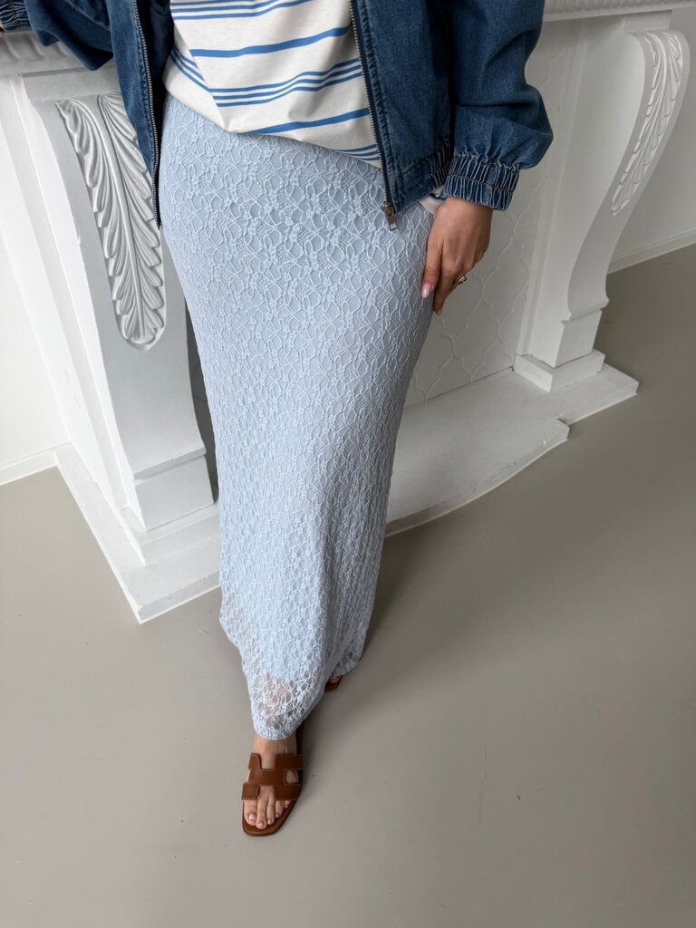 Monroe lace skirt light blue