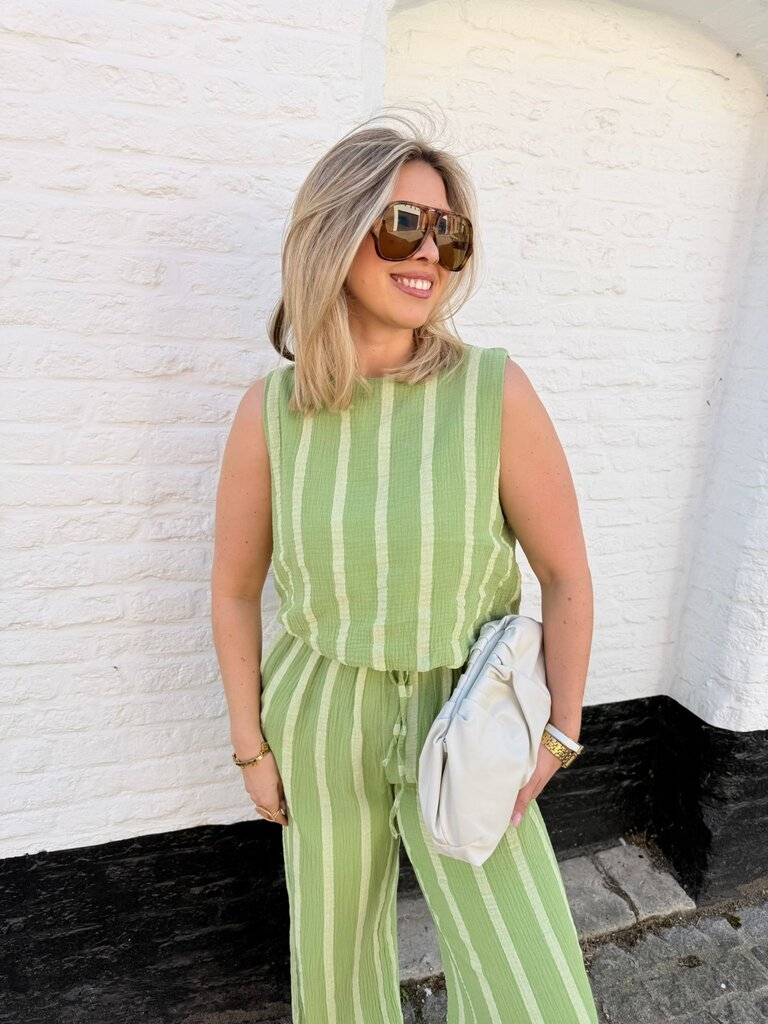 Kato ensemble apple green