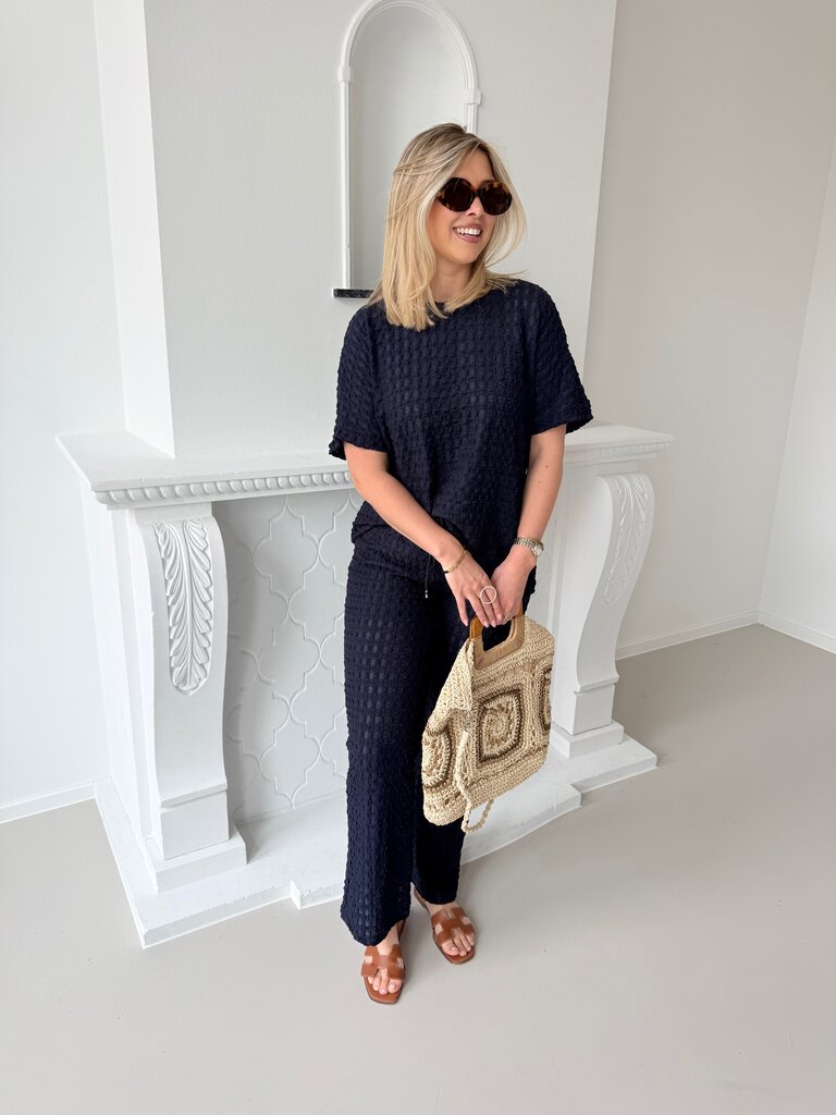 Allyson ensemble blue