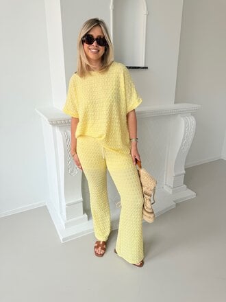 Allyson ensemble yellow