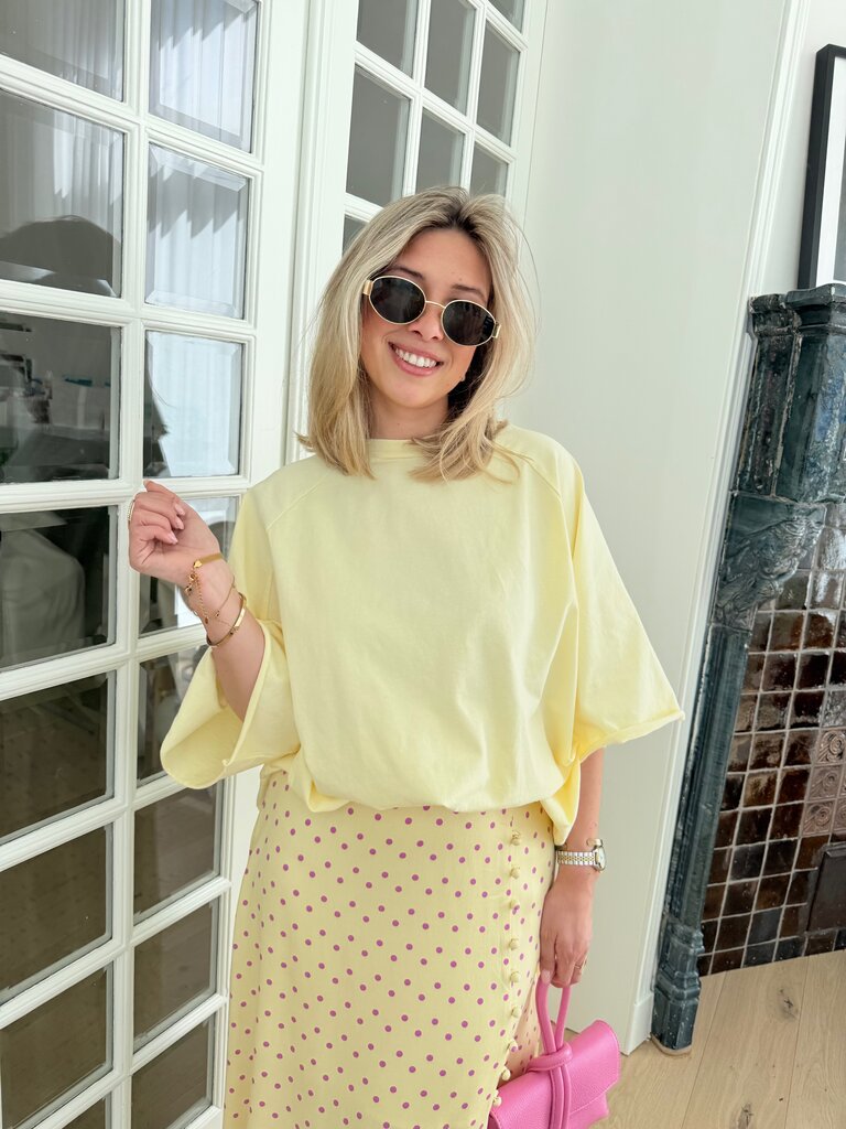 PRE-ORDER juliette t-shirt yellow (verzending 12/5)