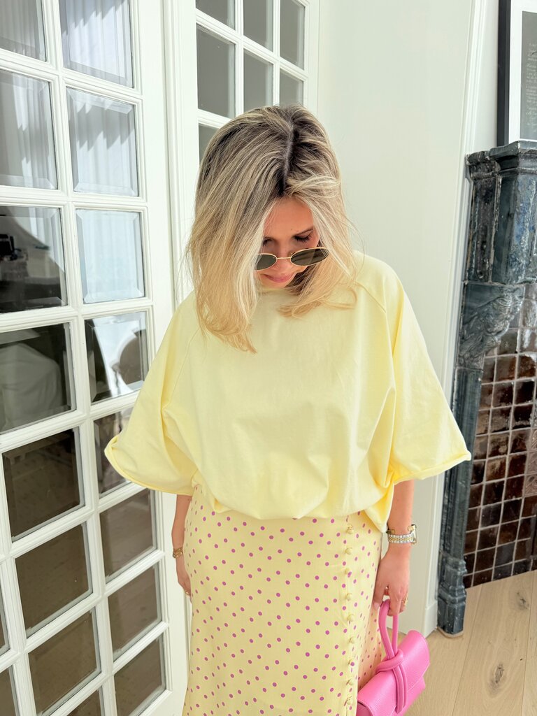 PRE-ORDER juliette t-shirt yellow (verzending 12/5)