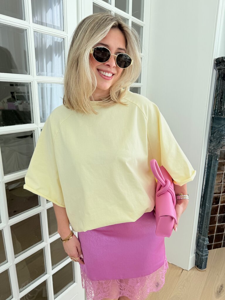 PRE-ORDER juliette t-shirt yellow (verzending 12/5)