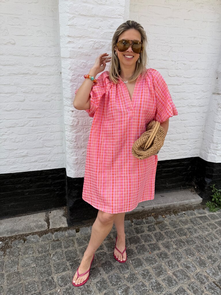 Summer dress pink