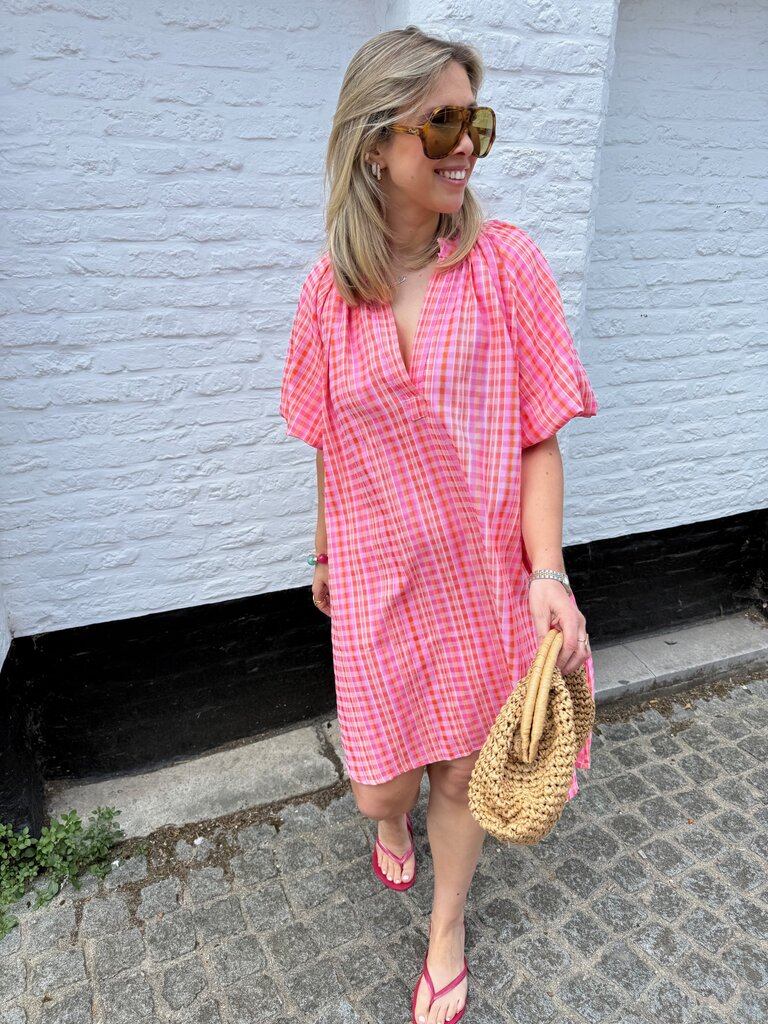 Summer dress pink
