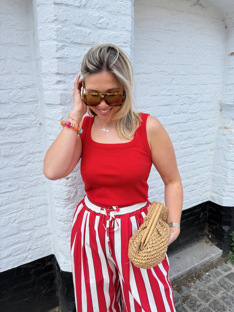 Malli top red