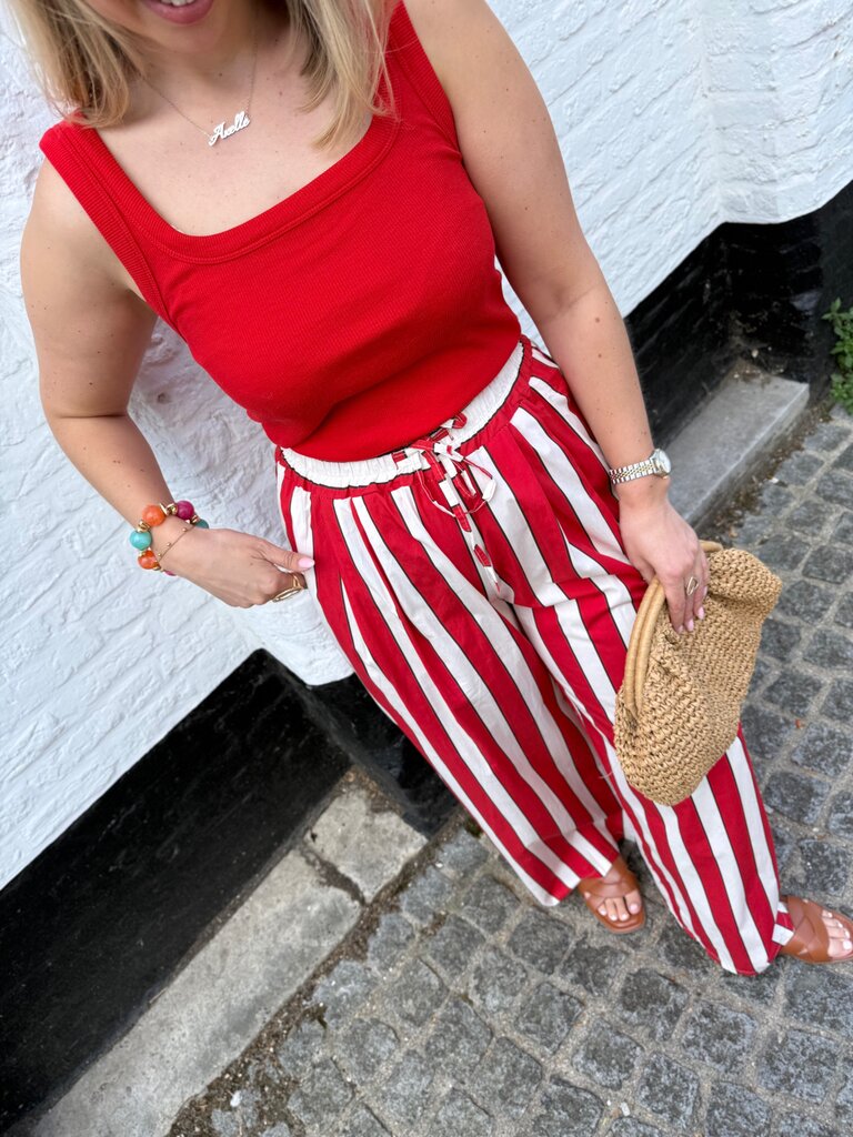 Malli top red