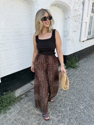 Malli top chocolate brown