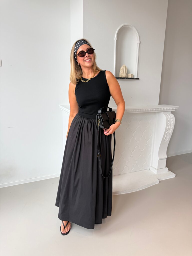 Georgie dress black