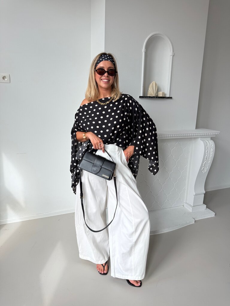 Polkadots blouse black