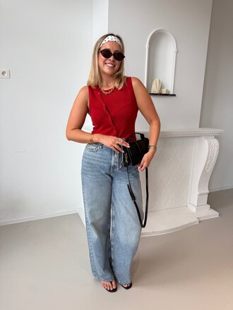 Amber knitted top red