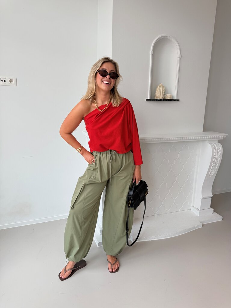 Posy one shoulder top red