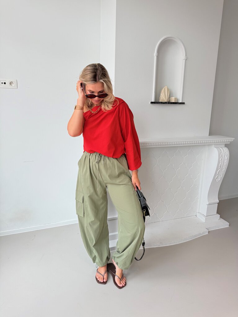 Posy one shoulder top red