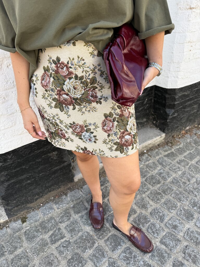 Flola flower skirt beige