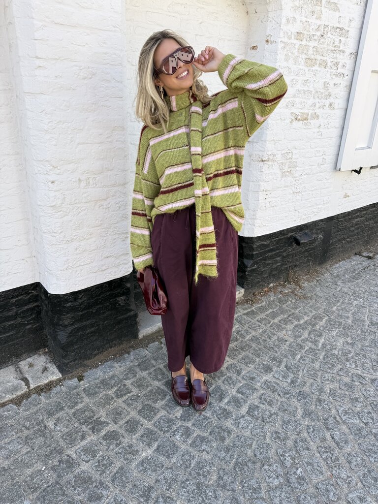 Lio knit with scarf green/pink