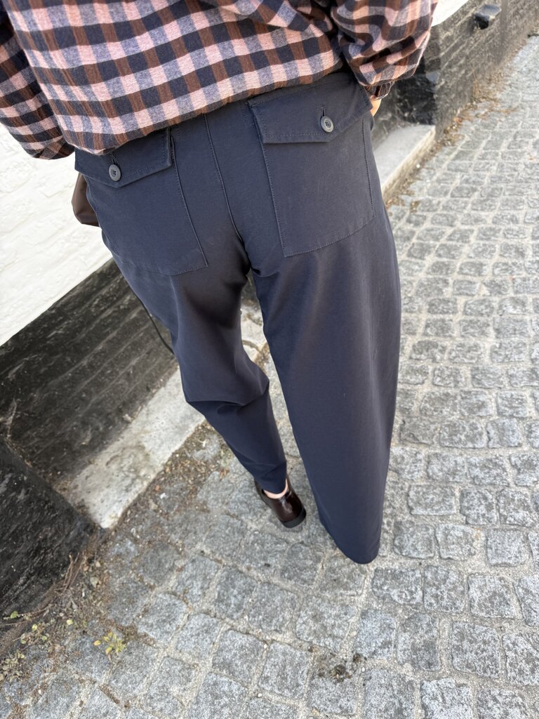 Clair barrel pants navy