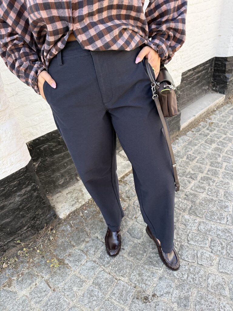 Clair barrel pants navy