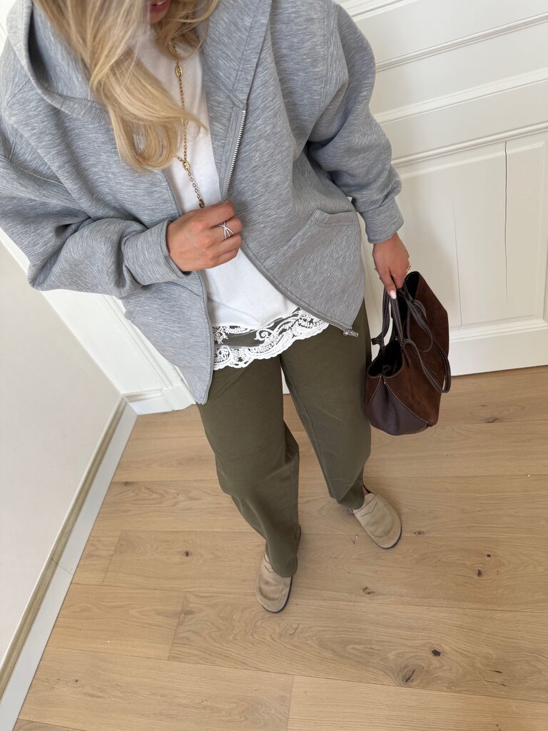 Tara barrel pants khaki