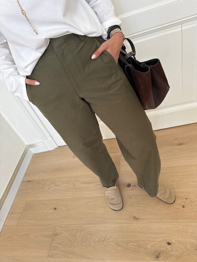 Tara barrel pants khaki