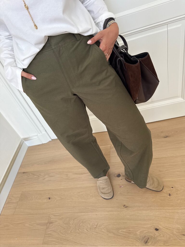 Tara barrel pants khaki