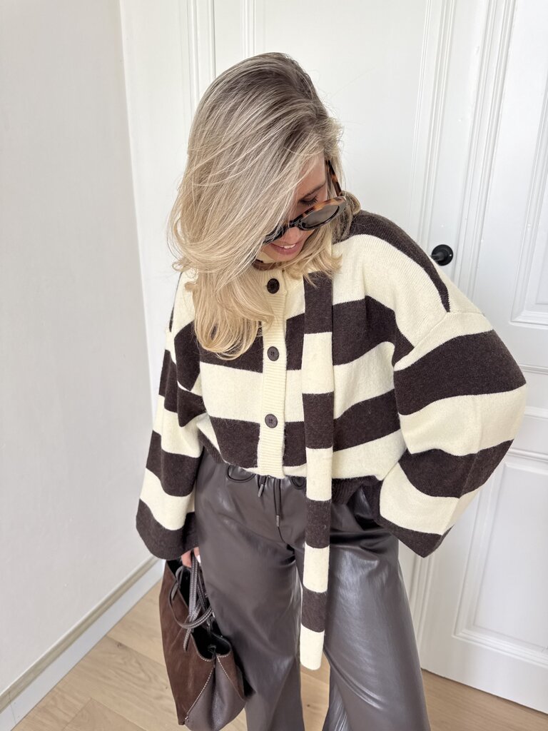 Mini faux leather pants brown