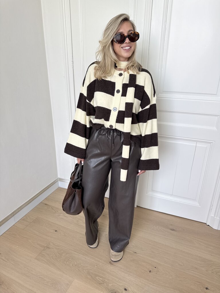Mini faux leather pants brown