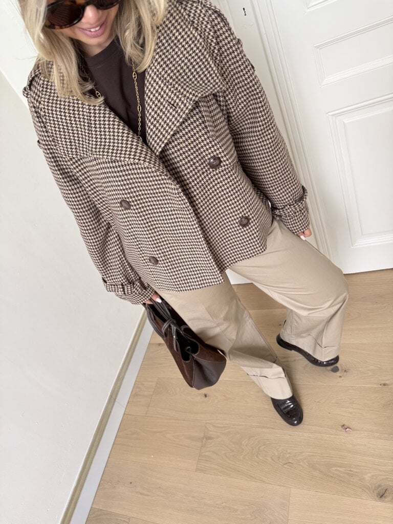Sapu tee brown