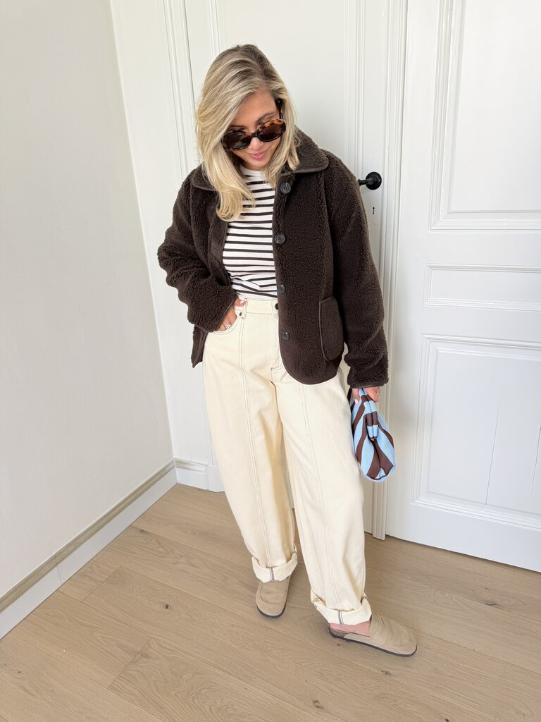 Arden jeans almond