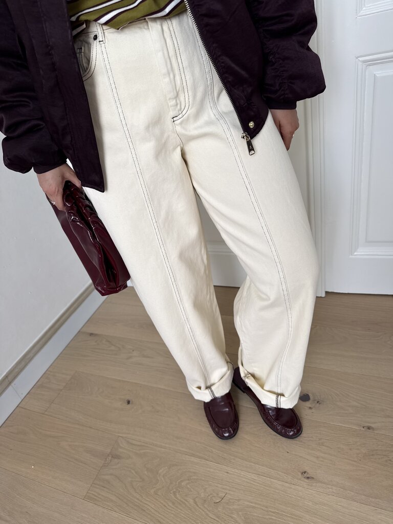 Arden jeans almond
