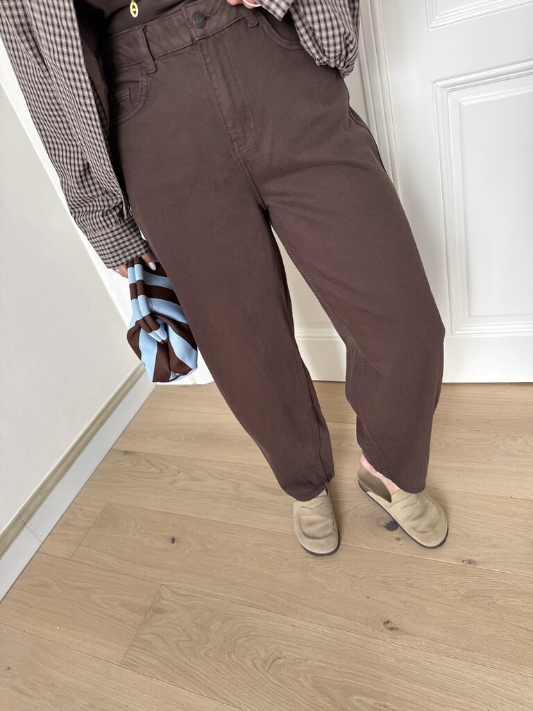 Susie barrel jeans brown