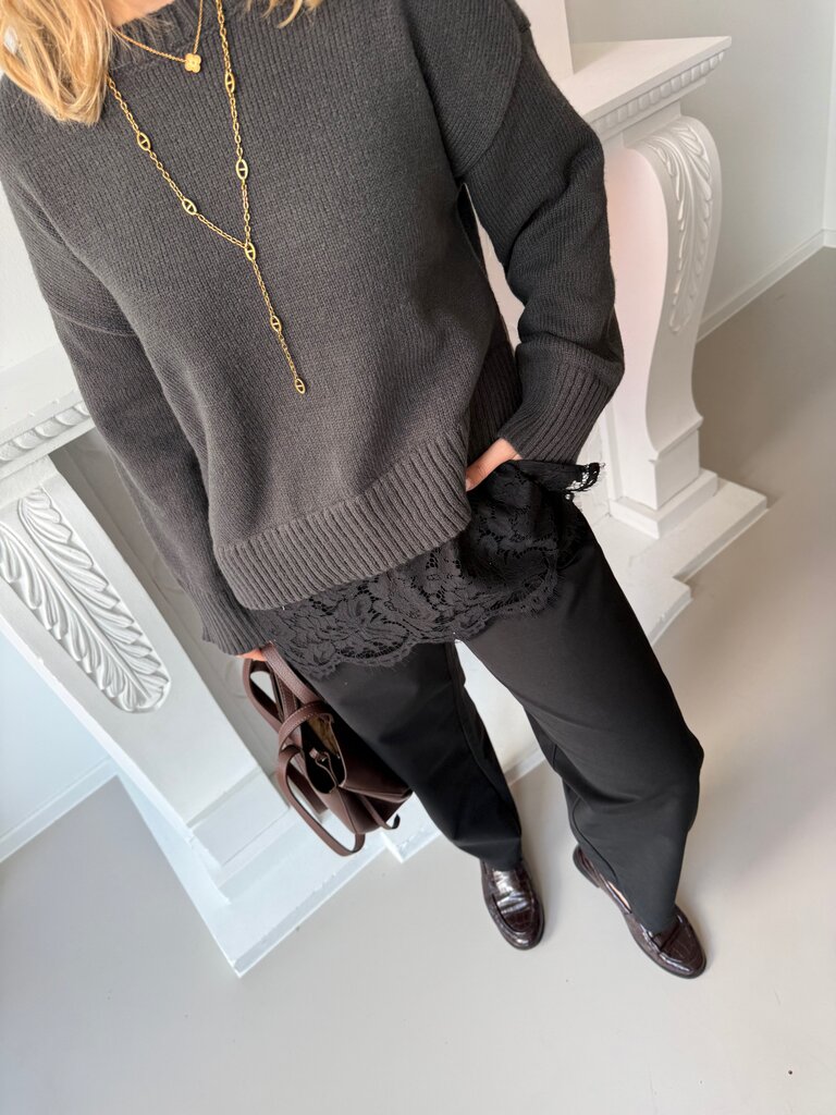 Evie lace knit grey