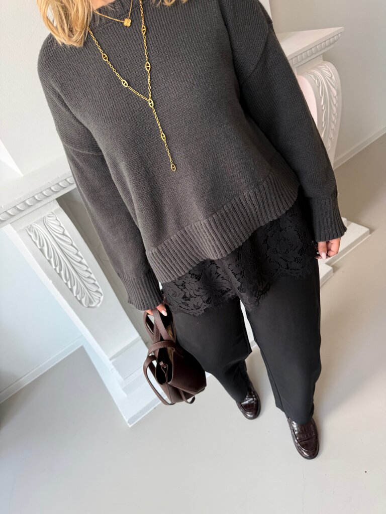 Evie lace knit grey