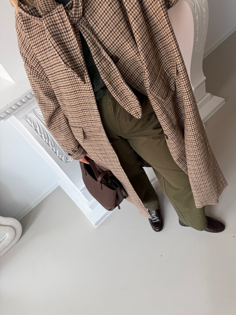 Lotta checked coat