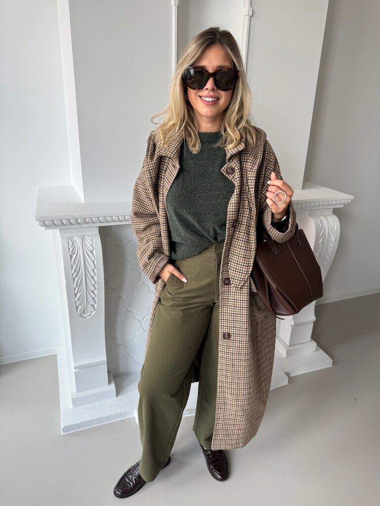 Lotta checked coat
